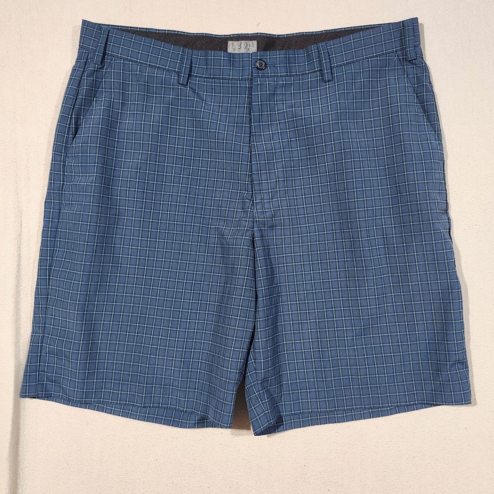 Izod Golf Mens Blue Grid Plaid Performance Shorts Size 40 Moisture Wicking Sport